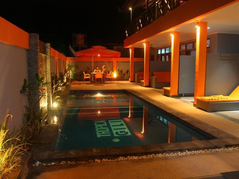 Tropica Gili Total Body Fit - Free Access Gym And Coworking Space Гілі-Траванган Екстер'єр фото